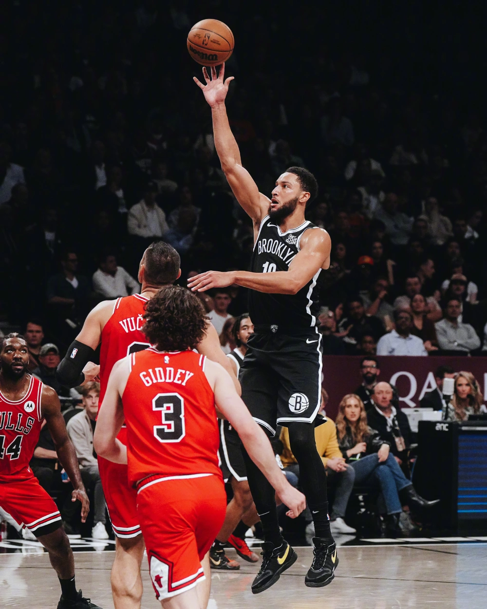 加时末段全明星赛传出新动向，尼斯状态回暖，管理层表态——球迷炸锅，球队文化再被提及的简单介绍-开云体育娱乐