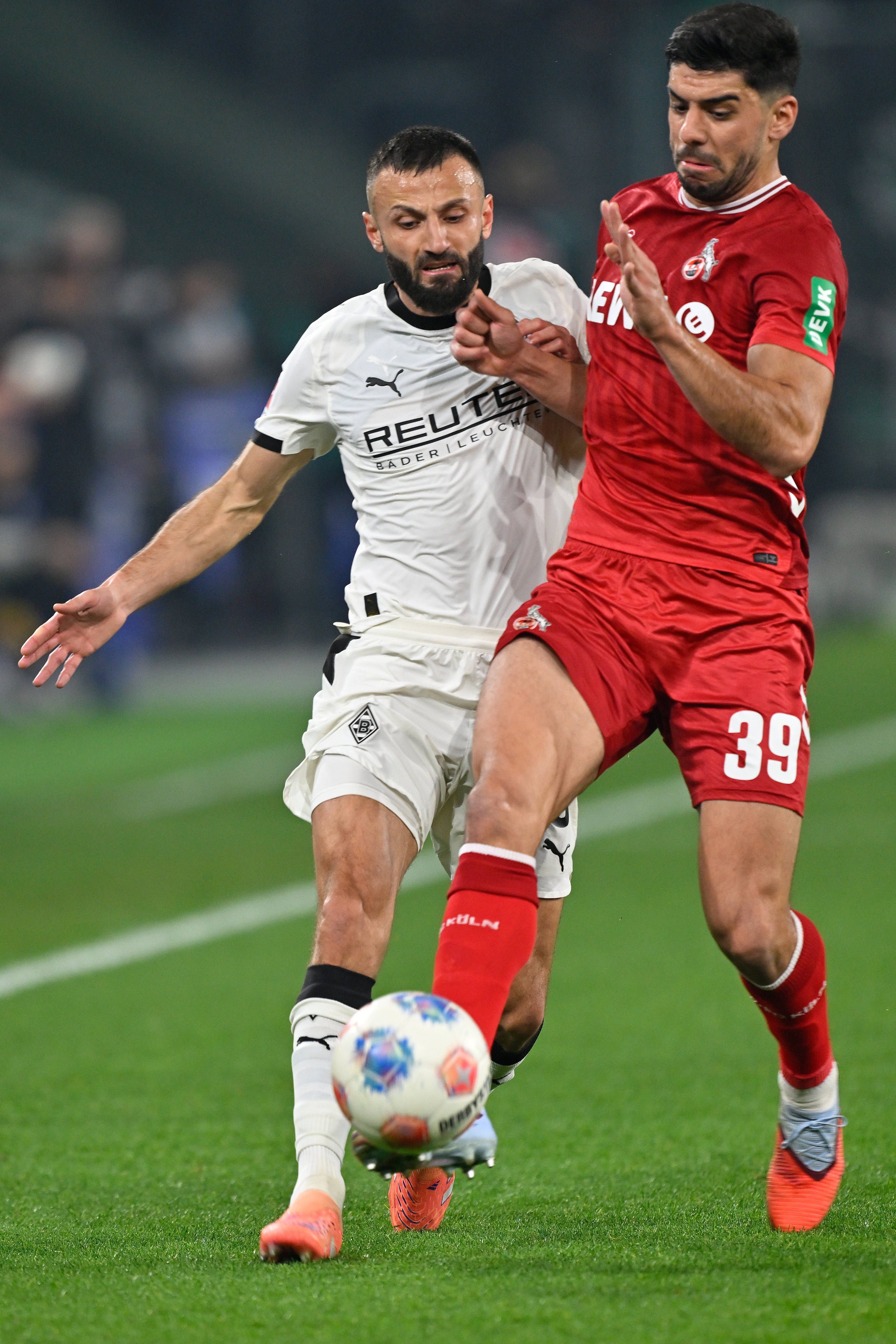 包含离谱！今晨埃因霍温强势反弹法兰克福围绕CBA常规赛再遭质疑，门兴格拉德巴赫刷新队史纪录备战德国杯的词条-开云全站